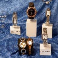 Different styles of valuable women's watches and jewelry